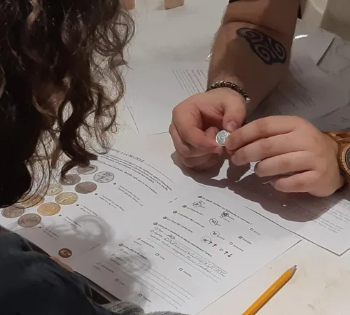 Atelier frappe de monnaie, au musée gallo-romain