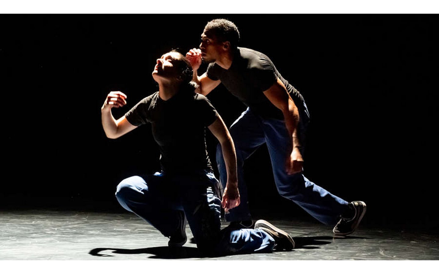 Espaces Pluriels - Hold Fast