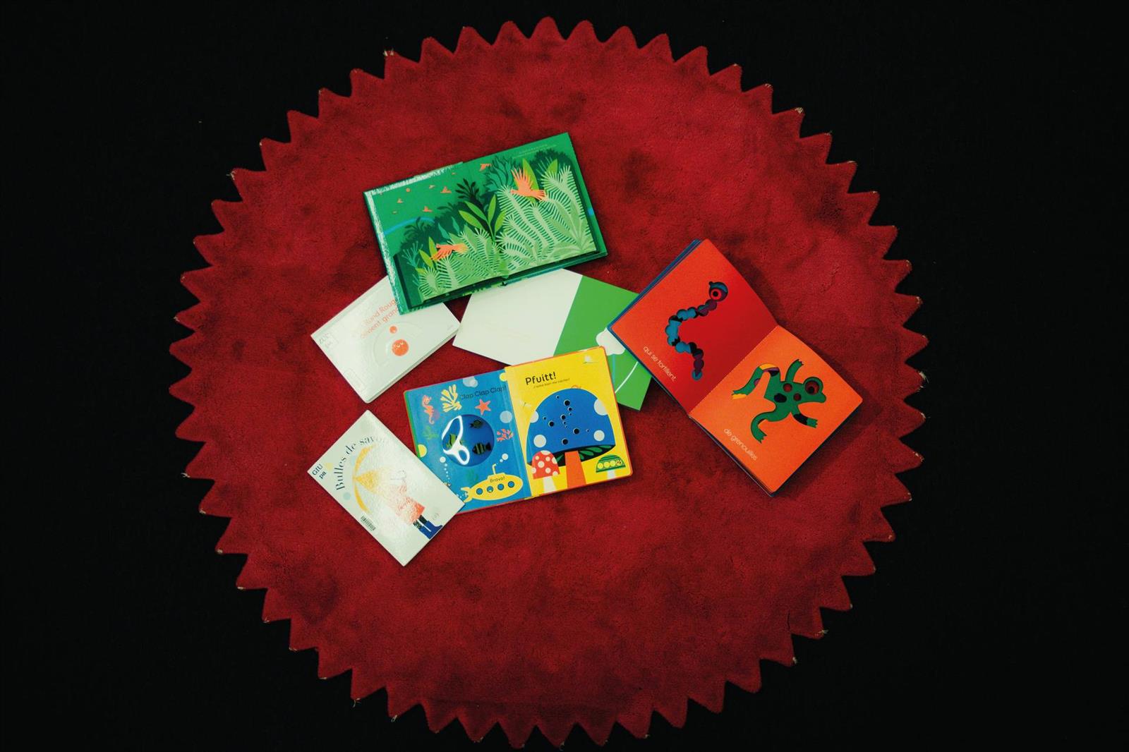 Les histoires du tapis rouge : Spécial Livres  ...