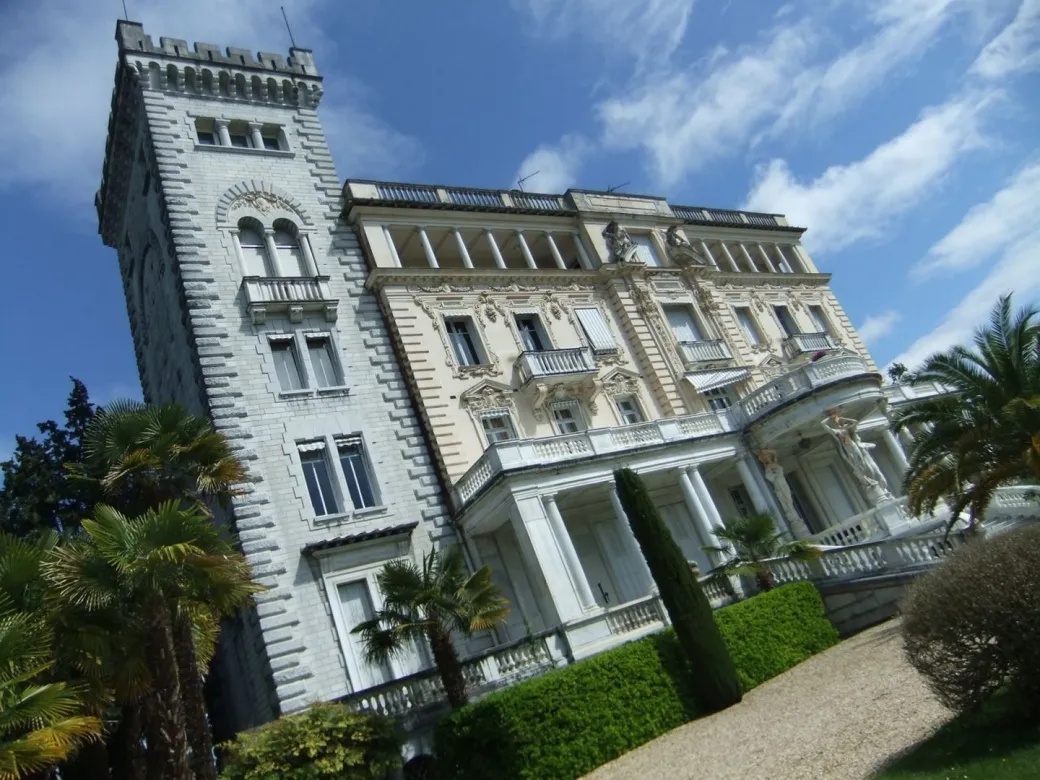Palais Sorrento - Crédit: Caroline Barrow | CC BY-NC-ND 4.0