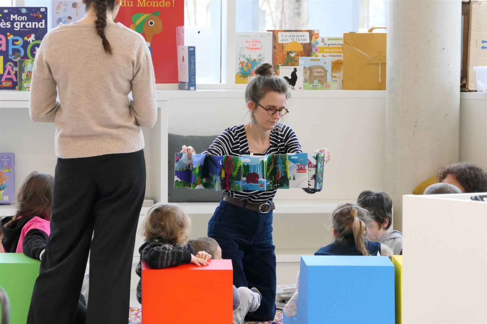 Histoires et jeux pour petits curieux