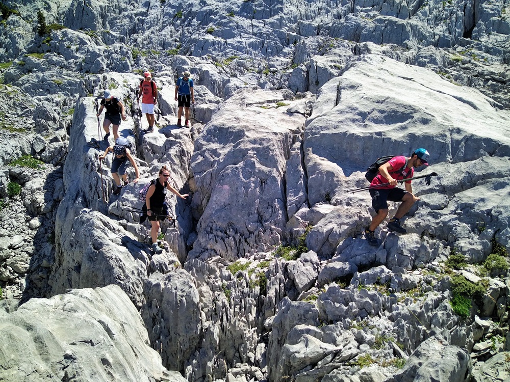Ascension du Pic d'Anie au départ de La Pierre ...