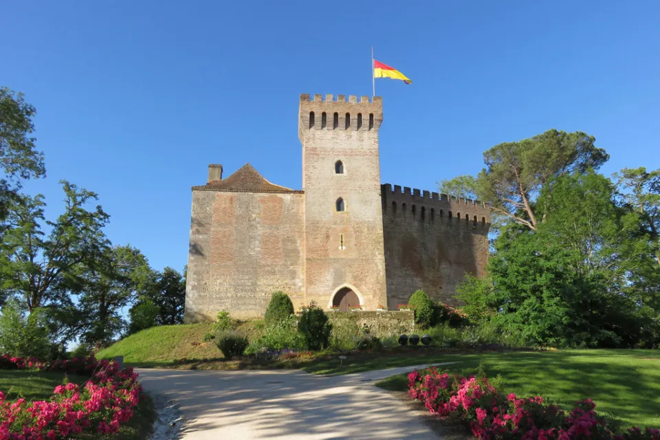 Castle of Morlanne