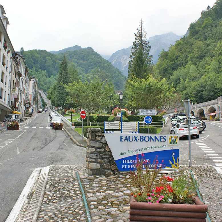 Les Eaux-Bonnes - Gourette - Col d'Aubisque