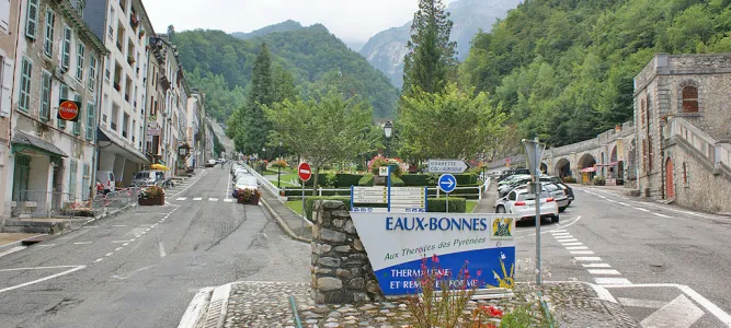 Les Eaux-Bonnes - Gourette - Col d'Aubisque
