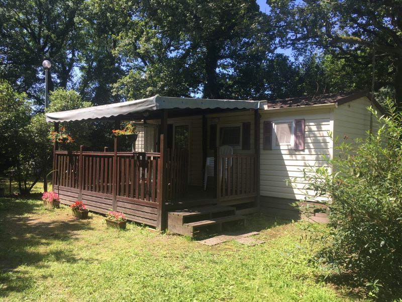 Campsite Les Sapins - Family campsite in Ousse near Pau - Campsites, Mobile  Homes in Pau - Guide Barn Pyrnes