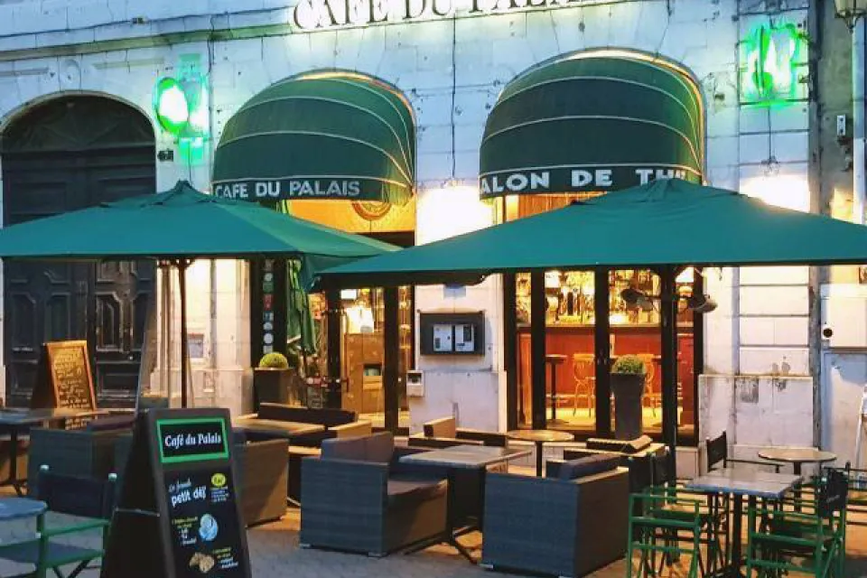 Café du Palais