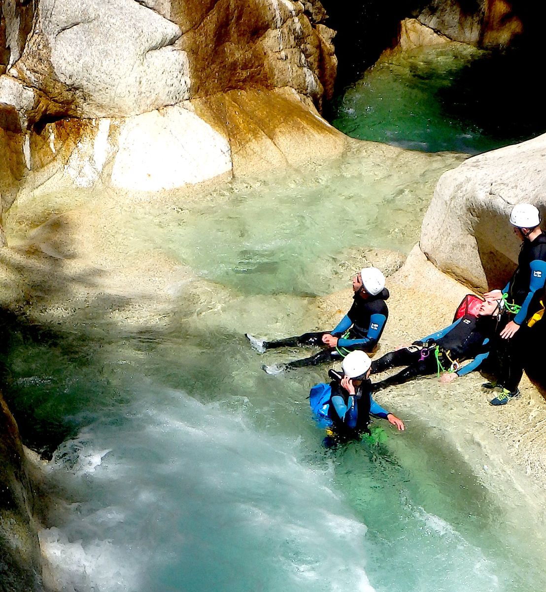 Ossau de l'eau canyoning - Découvrez les plus belles descentes de canyoning de la vallée d'Ossau