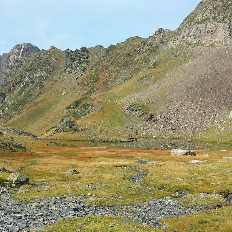 Louesque Lakes