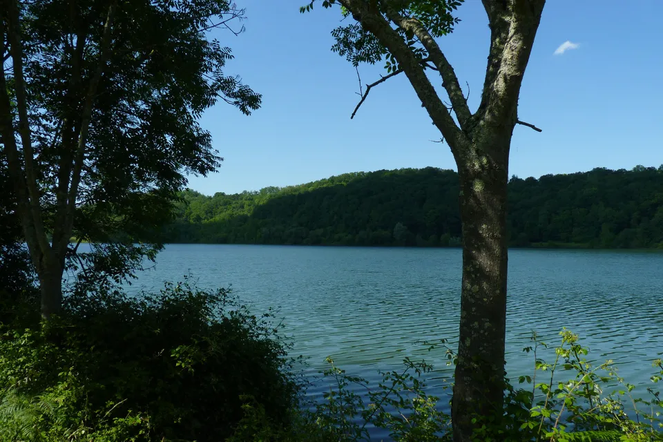 Lake Balaing