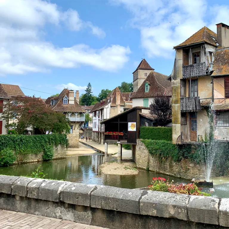 A short detour to Salies-de-Béarn, the Venice ...