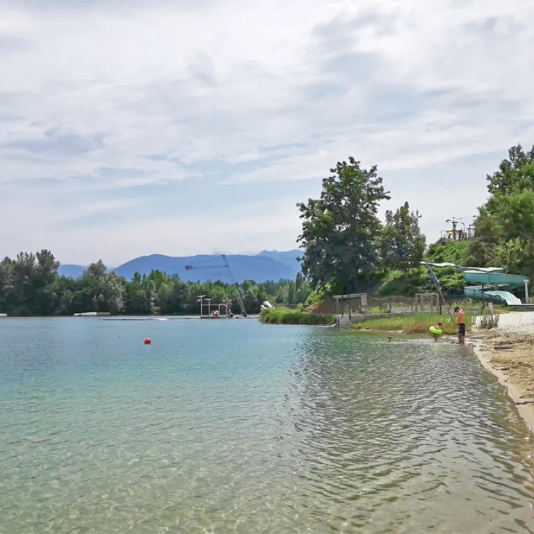 Swimming in Béarn, leisure parks and rivers