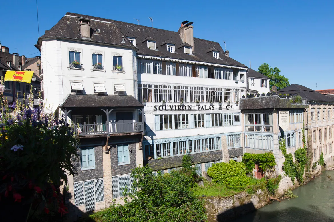Souviron Palas House