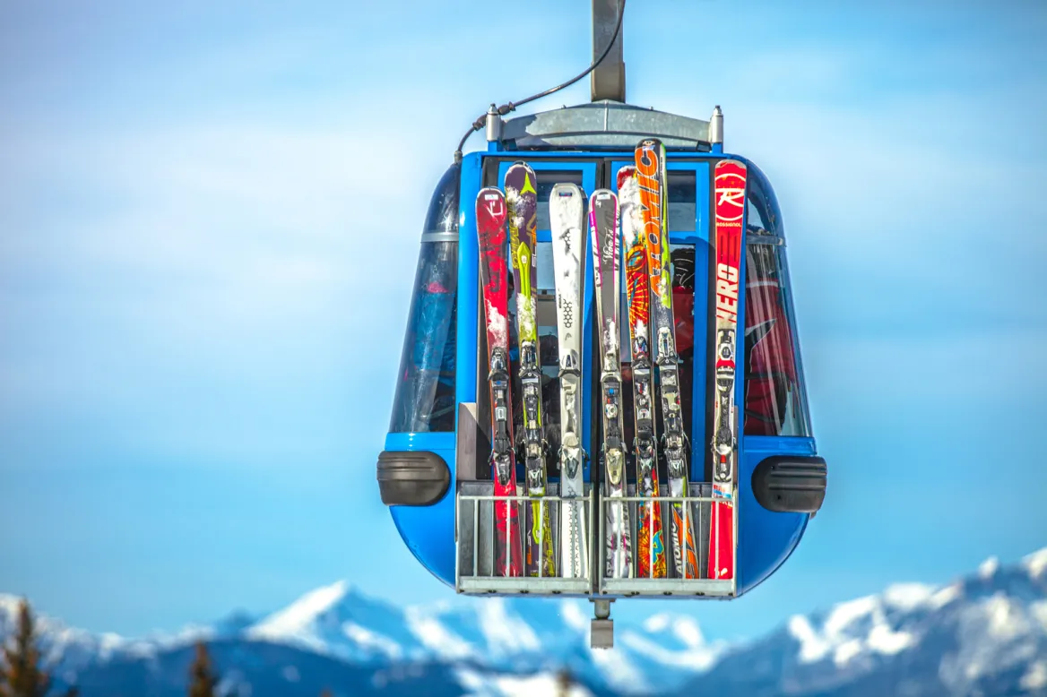 Promo ski Photo : Kipras Štreimikis Unsplash