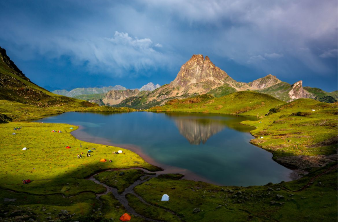 Hiking with your dog in the Pyrenees