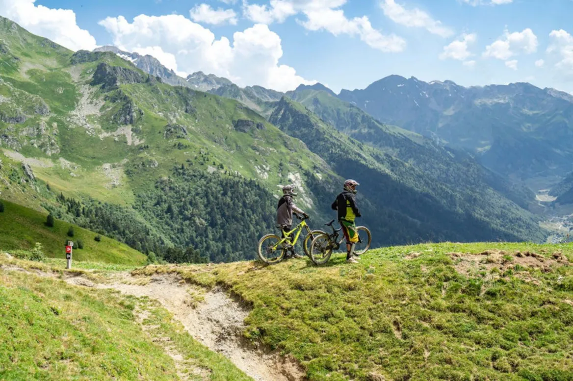 Ossau Valley with the family