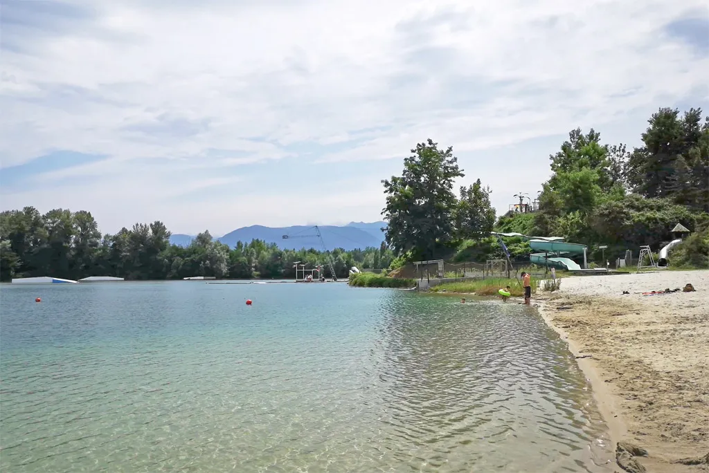 plage les okiris